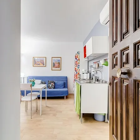 M&c San Pietro Basement House Apartamento Roma