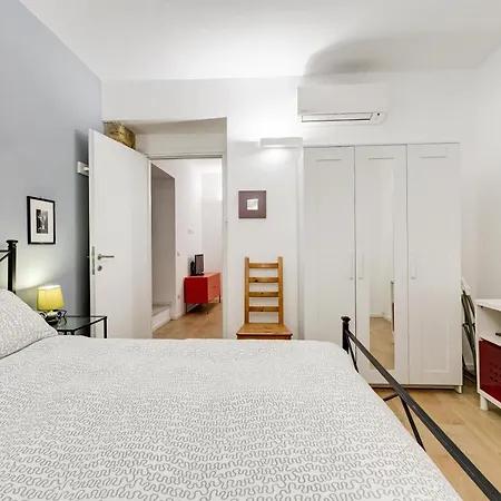 M&c San Pietro Basement House Apartamento *